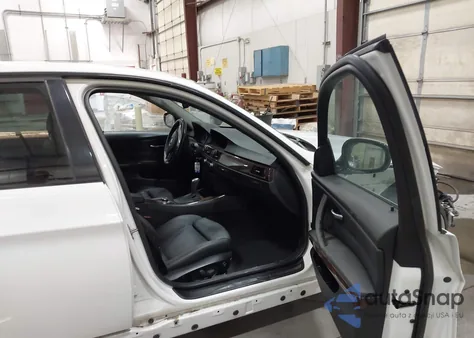 2011 BMW 335D D из США, поврежденный, VIN WBAPN7C59BA780705